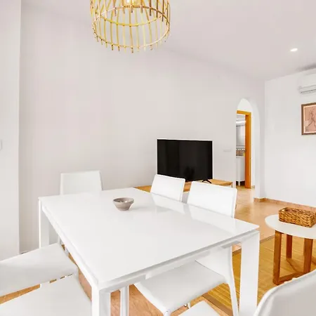 Castillo-playa Apartament *