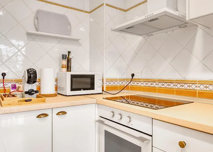 Castillo-playa * Dénia